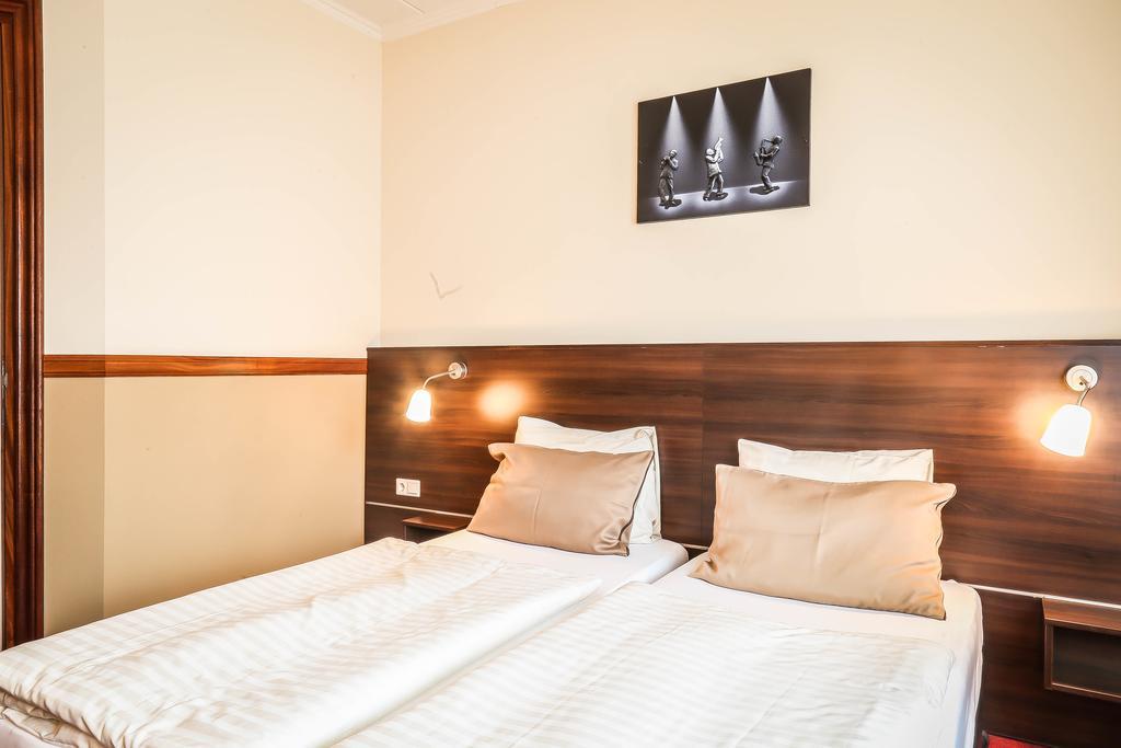 Hotel Frans Op Den Bult Дёрнинген Экстерьер фото