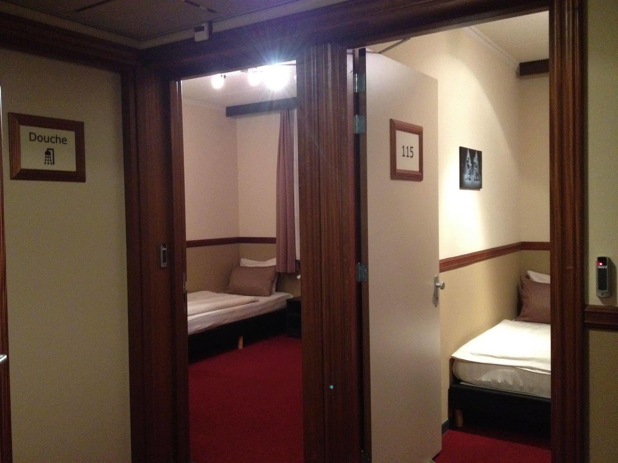 Hotel Frans Op Den Bult Дёрнинген Экстерьер фото